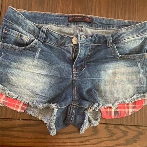 No Boundaries Shorts